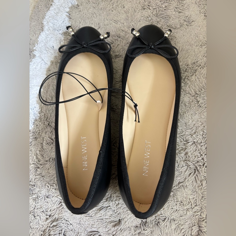 Nine West Black Ballet Flats